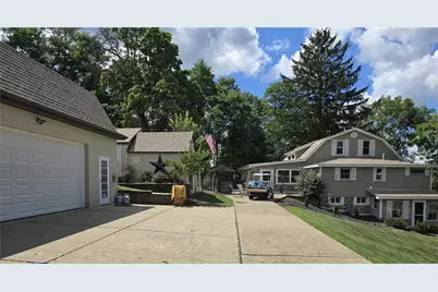 5551 Claytona Drive, Bethel Park, PA 15102 - Photo 25