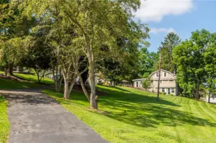 5551 Claytona Dr, Bethel Park, PA 15102 - Photo 33