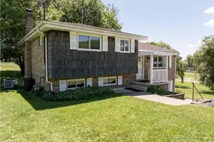 20 McCarrell Rd, Mt Pleasant Twp, PA 15340 - Photo 3