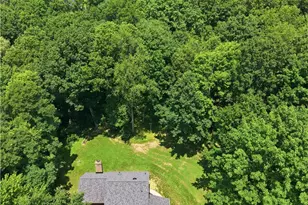 143 W Cruikshank Rd, Middlesex Township, PA 16002 - Photo 1