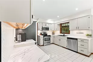 143 W Cruikshank Rd, Middlesex Township, PA 16002 - Photo 9