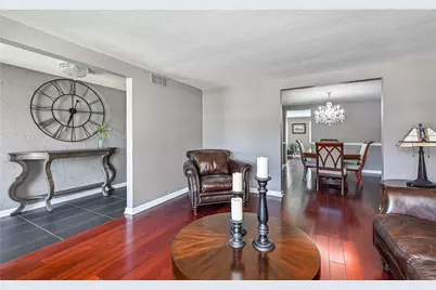 101 Upper Dr, Ross Twp, PA 15214 - Photo 3