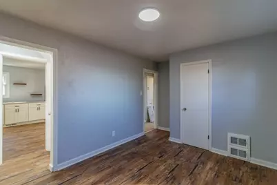 1107 Gary, Clairton, PA 15025 - Photo 9