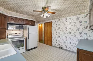 526 Lincoln Ave, Springdale Boro, PA 15144 - Photo 7