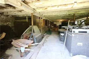 2460 Manown Rd, Forward Township, PA 15063 - Photo 27