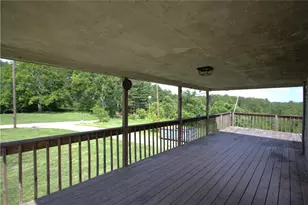 2460 Manown Rd, Forward Township, PA 15063 - Photo 7