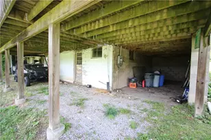 2460 Manown Rd, Forward Township, PA 15063 - Photo 25
