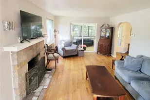 2218 Laketon Rd, Pittsburgh, PA 15221 - Photo 5