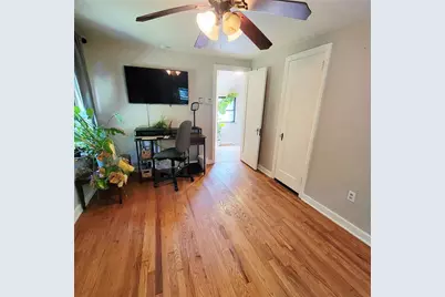 2218 Laketon Rd, Pittsburgh, PA 15221 - Photo 19