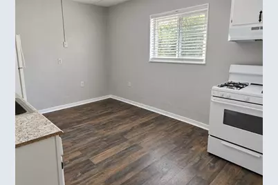 726 E 9th Ave, Munhall, PA 15120 - Photo 13
