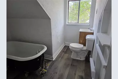 726 E 9th Ave, Munhall, PA 15120 - Photo 15
