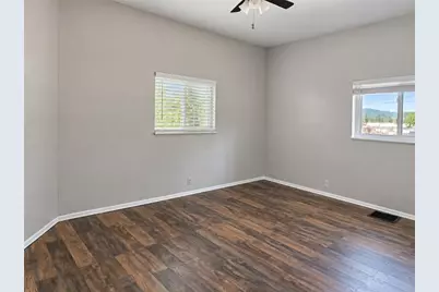 726 E 9th Ave, Munhall, PA 15120 - Photo 19