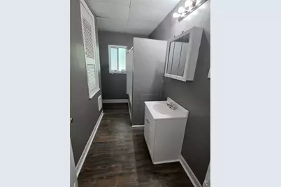 726 E 9th Ave, Munhall, PA 15120 - Photo 3