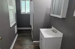 726 E 9th Ave, Munhall, PA 15120 - Photo 3