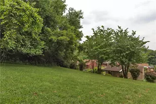 746 Providence Dr, Pittsburgh, PA 15239 - Photo 39