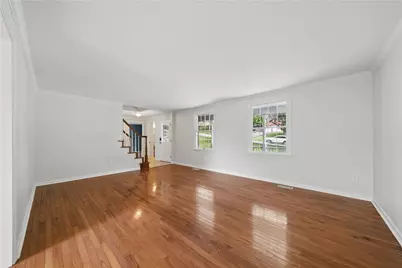1800 Taper Dr, Pittsburgh, PA 15241 - Photo 5