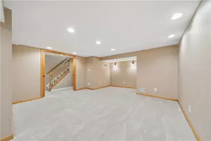 1800 Taper Dr, Pittsburgh, PA 15241 - Photo 35