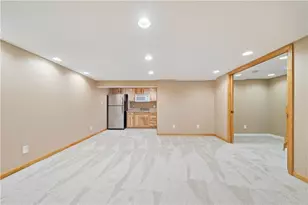 1800 Taper Dr, Pittsburgh, PA 15241 - Photo 33