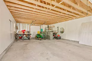 118 Indian Creek Valley Rd, Springfield Township, PA 15469 - Photo 5