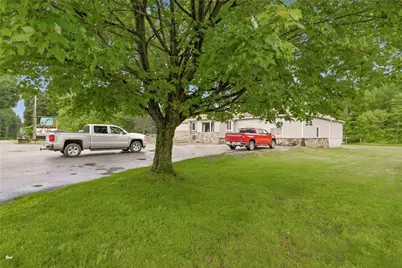 118 Indian Creek Valley Rd, Springfield Township, PA 15469 - Photo 27