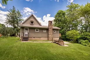 2 Ferry St, Vandergrift, PA 15629 - Photo 5