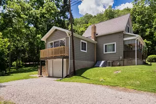 2 Ferry St, Vandergrift, PA 15629 - Photo 11