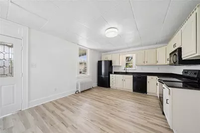 302 N 6th St, Hempfield Township, PA 15697 - Photo 7