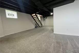 817 Deely St, Pittsburgh, PA 15217 - Photo 37
