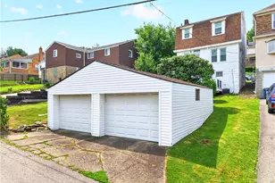 817 Deely St, Pittsburgh, PA 15217 - Photo 3