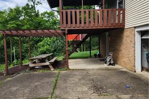 1376 Pheasant Cir, Pittsburgh, PA 15241 - Photo 13