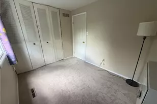 1376 Pheasant Cir, Pittsburgh, PA 15241 - Photo 9