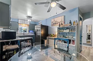 925 Warren Ave, New Castle, PA 16101 - Photo 9