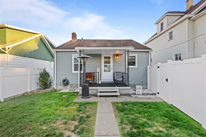925 Warren Avenue, New Castle, PA 16101 - Photo 15