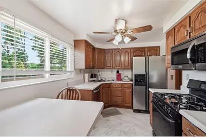 954 Ellen Drive, Pittsburgh, PA 15227 - Photo 5