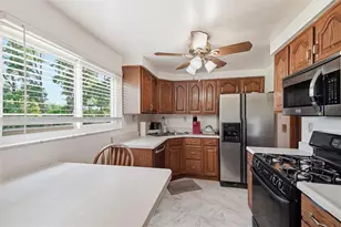 954 Ellen Dr, Pittsburgh, PA 15227 - Photo 5
