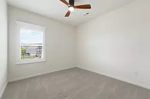 812 Curtman Ct, Pittsburgh, PA 15068 - Photo 19