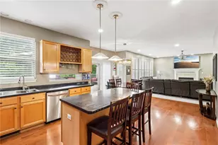 1712 Dawn Dr, Pittsburgh, PA 15143 - Photo 11