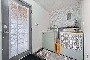 408 Wampum Ave, Ellwood City, PA 16117 - Photo 15
