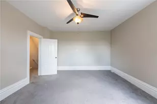 826 Eureka St, Pittsburgh, PA 15210 - Photo 17