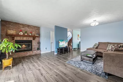 5131 Daube Dr, Pittsburgh, PA 15236 - Photo 5