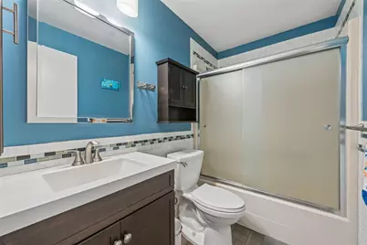 5131 Daube Dr, Pittsburgh, PA 15236 - Photo 17
