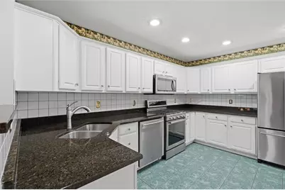 6419 Jefferson Pointe Cir, Jefferson Hills, PA 15025 - Photo 15