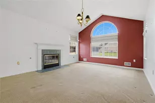 6419 Jefferson Pointe Cir, Jefferson Hills, PA 15025 - Photo 5
