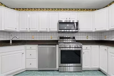 6419 Jefferson Pointe Cir, Jefferson Hills, PA 15025 - Photo 17