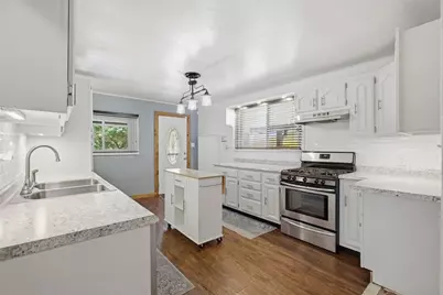 996 N.Bluff Drive, New Kensington, PA 15068 - Photo 7