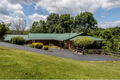996 N.Bluff Drive, New Kensington, PA 15068 - Photo 1
