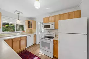 6526 Woodlawn Ave, Pittsburgh, PA 15147 - Photo 11