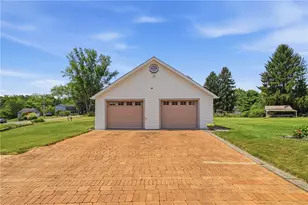 111 Adrian Ln, Twp of But NW, PA 16001 - Photo 25