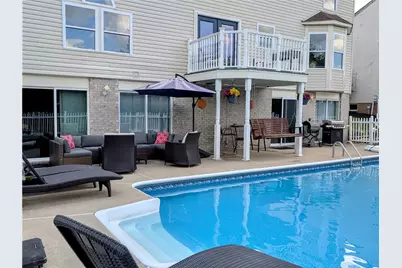 570 Peregrine Dr, North Huntingdon, PA 15642 - Photo 39