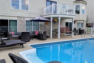 570 Peregrine Dr, North Huntingdon, PA 15642 - Photo 39